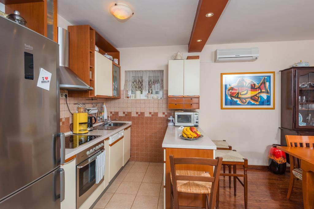 Idis Luxury Apartment Podstrana Ngoại thất bức ảnh
